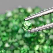 Chrome green! 2.53ct untreated Tsavorite set