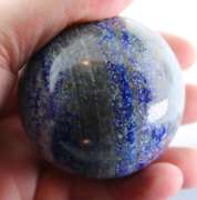 Eye catching 1,676ct bullseye Lapis sphere