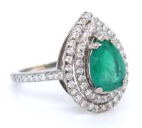 Wonderful White Gold Pear Shape Cut Natural Emerald and Diamond Ring