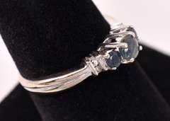 Stunning Three Stone Sapphire Ring in White Gold