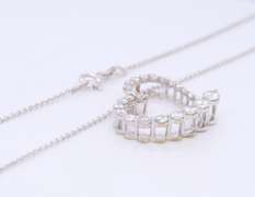 Dazzling White Gold Graduated Diamond Heart Shaped Pendant on Chain