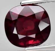 Ravishing 3.03ct rich red violet Rhodolite Garnet