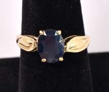 Spectacular Sapphire Ring in 14K Yellow Gold