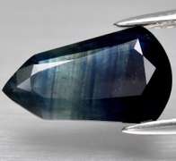 Speartip cut! 1.64ct Australian bi-color Sapphire