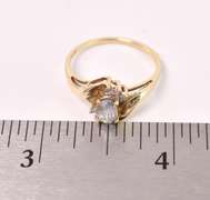 Lovely Aquamarine and Diamond Ring in Yellow Gold