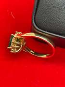 LADIES 18K YELLOW GOLD , DIAMOND AND EMERALD RING