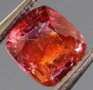 Crazy .67ct untreated peach Spinel
