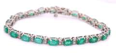 Lavish White Gold oval Emerald and RBC Diamond Bracelet