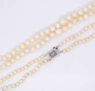 Vintage Graduated Double Strand Pearl Necklace