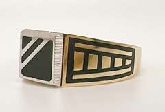 Men's 14kt Solid Yellow Gold & Onyx Ring