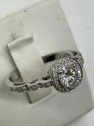 CERTIFIED BRAND NEW LADIES 18K WHITE GOLD AND DIAMOND RING