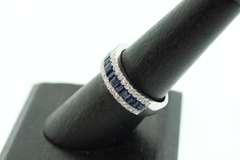Geometric Sapphire Set 18k White Gold Ring bordered with Diamonds