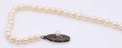 Vintage Graduated Pearl Strand Necklace