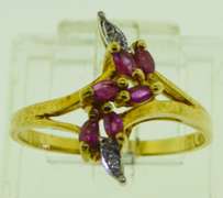 10KT Yellow Gold Red Spinel Ring