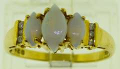 10KT Yellow Gold Opal Color Stones Ring