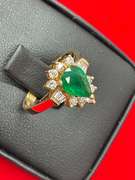LADIES 18K YELLOW GOLD , DIAMOND AND EMERALD RING