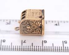 Cute Yellow Gold Casino Charm