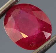 Glistening 3.72ct blood red Ruby