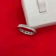 18K WHITE GOLD AND DIAMOND ETERNITY BAND