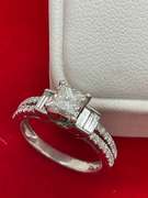 CERTIFIED 14K WHITE GOLD DIAMOND ENGAGEMENT RING.