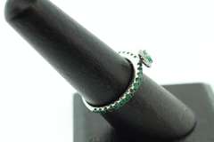 Delicate 18kt Yellow Gold Diamond Ring