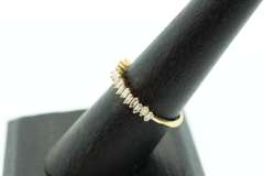 Unique 18kt Yellow Gold Diamond Band