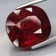 Top luster! 10.45ct untreated Spessartite Garnet