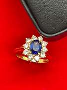 18K YELLOW GOLD RING WITH SAPPHIRE AND DIAMONDS