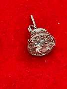 LADIES 14K GOLD AND DIAMOND STUDS.