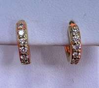14K YELLOW GOLD EARRINGS WITH 0.30 CARAT OF DIAMOND