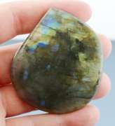 Flashing! 204.50ct Labradorite cabochon