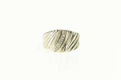 14K Yellow Gold 0.15 Ctw Diamond Grooved Channel Bypass Ring