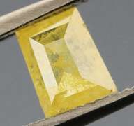 Unique shape! .41ct pear cut canary yellow Diamond