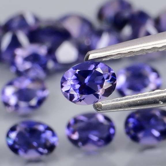 Collectors 3.52ct very best blue violet hue Iolite set