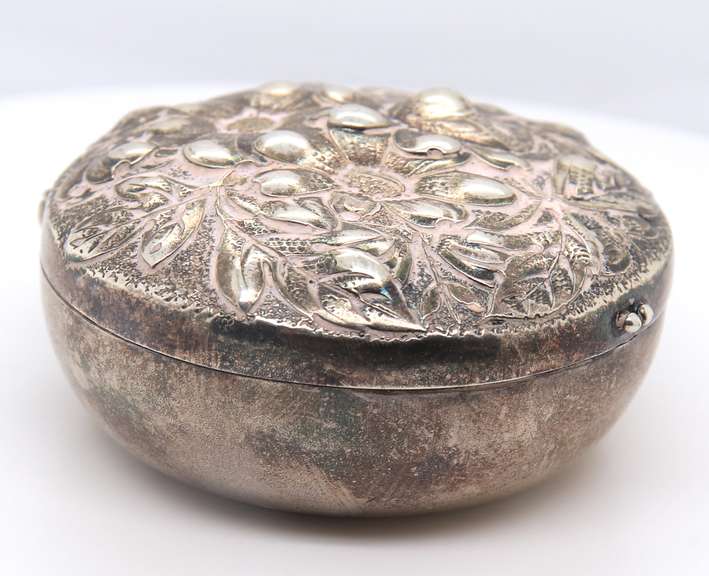 Vintage 925 Sterling Silver Signed Trinket Box