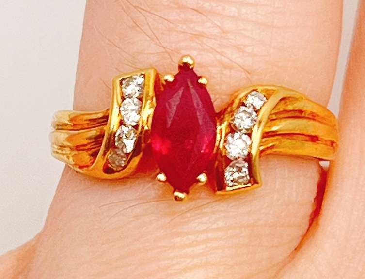 18kt Solid Yellow Gold, Ruby, & Diamond Ring