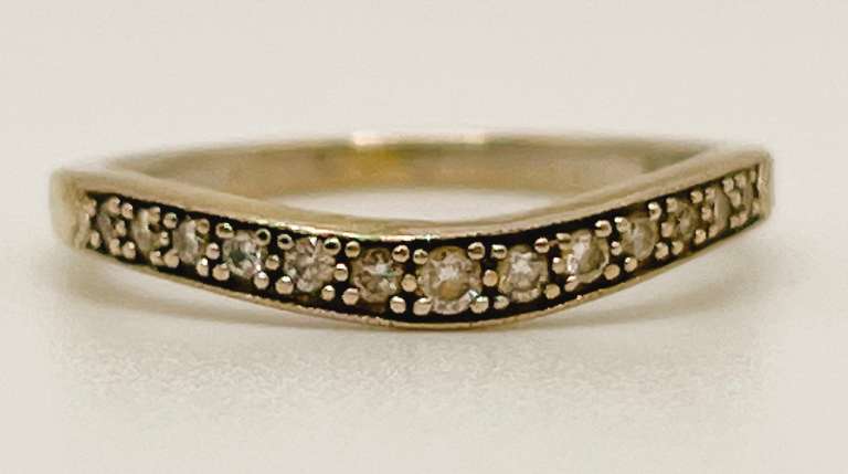 14kt Solid Yellow Gold & Diamond Band Ring
