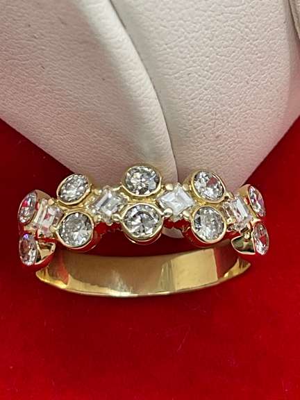 CERTIFIED 14KGOLD AND DIAMOND RING
