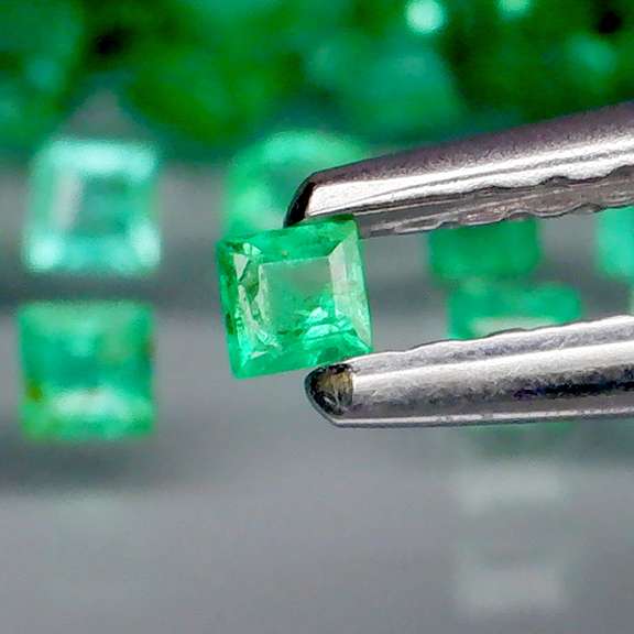 Collectors 2.21ct real Colombian Emerald set