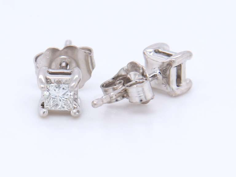 Sparkling White Gold Princess Cut Diamond Stud Earrings