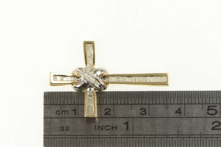 10K Yellow Gold 0.49 Ctw Diamond Encrusted Cross Christian Pendant