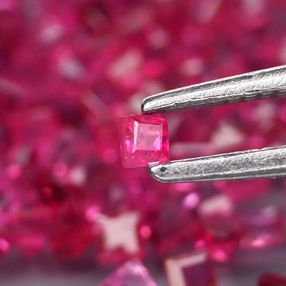 Premium 3.60ct 100 piece princess cut Ruby set