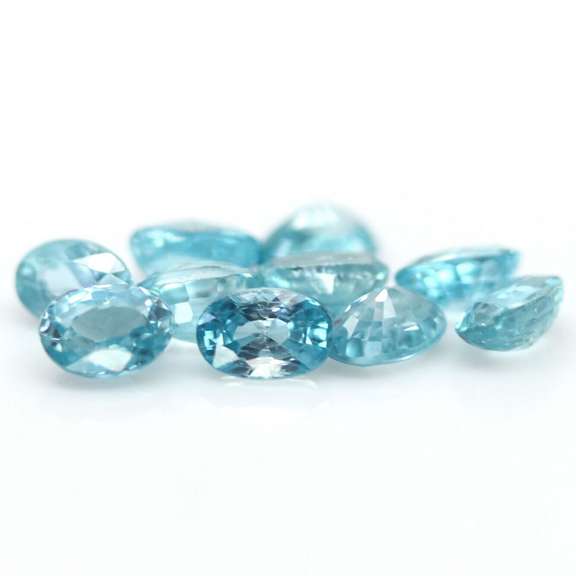 Brilliant 8.71ct Swiss blue Zircon set