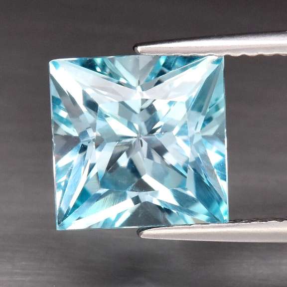 Ravishing 4.60ct 9mm princess cut Topaz