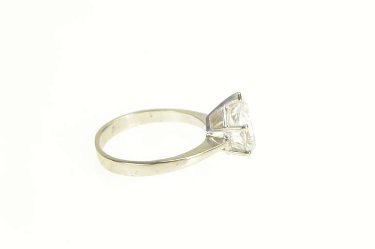 14K White Gold Pear Solitaire Classic Travel Engagement Ring