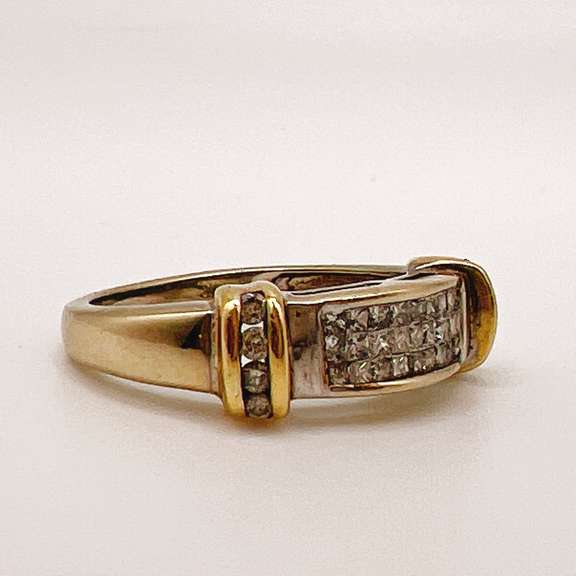 14kt Solid Gold & Diamond Band Ring