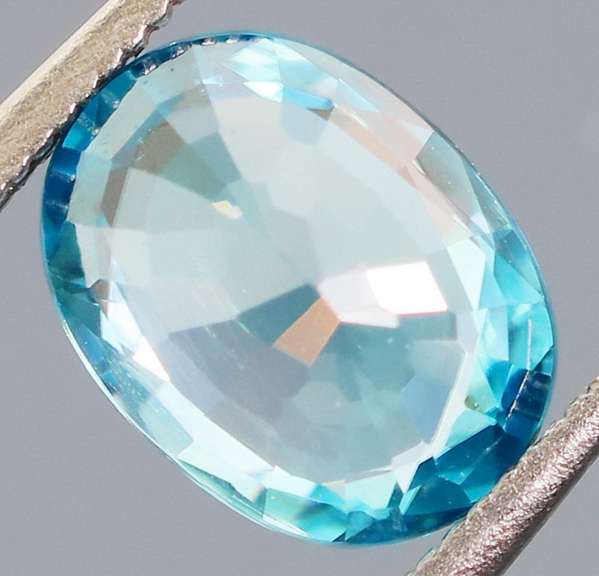 Super glittering! 1.70ct London blue Cambodian Zircon