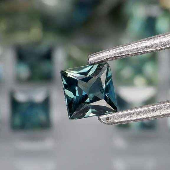 Heated only! 3.78ct princess cut Australian Sapphire set