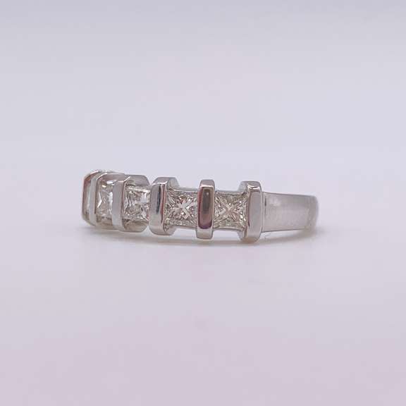 14kt Solid White Gold & Diamond Ring