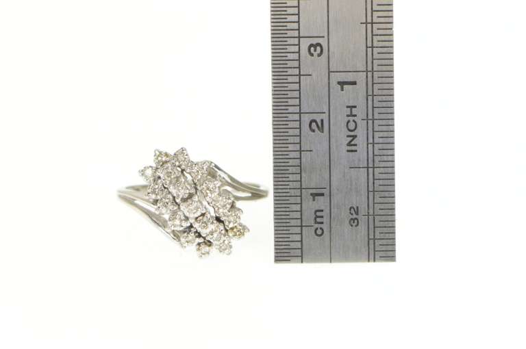 10K White Gold 0.25 Ctw Diamond Wavy Cluster Statement Ring